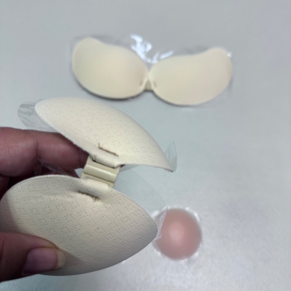 Invisible Adhesive Strapless Bras Set - Picture 5 of 6